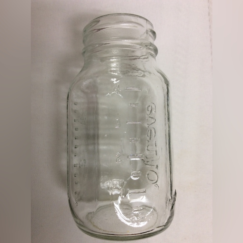Vintage Baby Bottles Glass (1) Hygeia by Ball 8 oz and (2) Evenflo 4 oz no Tops - Picture 10 of 10